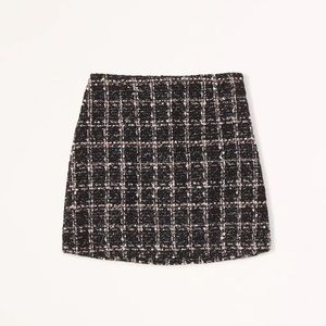 Abercrombie and Fitch tweed skort